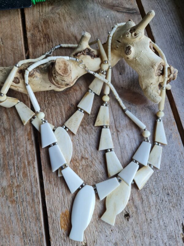 Tibetaanse etnische ketting - Buffalo bot - gepolijst - met vis vorm - handgemaakt - statement ketting 1st - Afbeelding 7