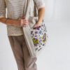 Handgemaakte linnen Opvouwbare tas - met wilde bloemen - paarse bloemen - grote voorzak - Afbeelding 4